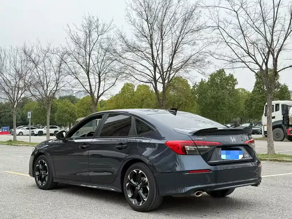 Honda Civic — фото 7