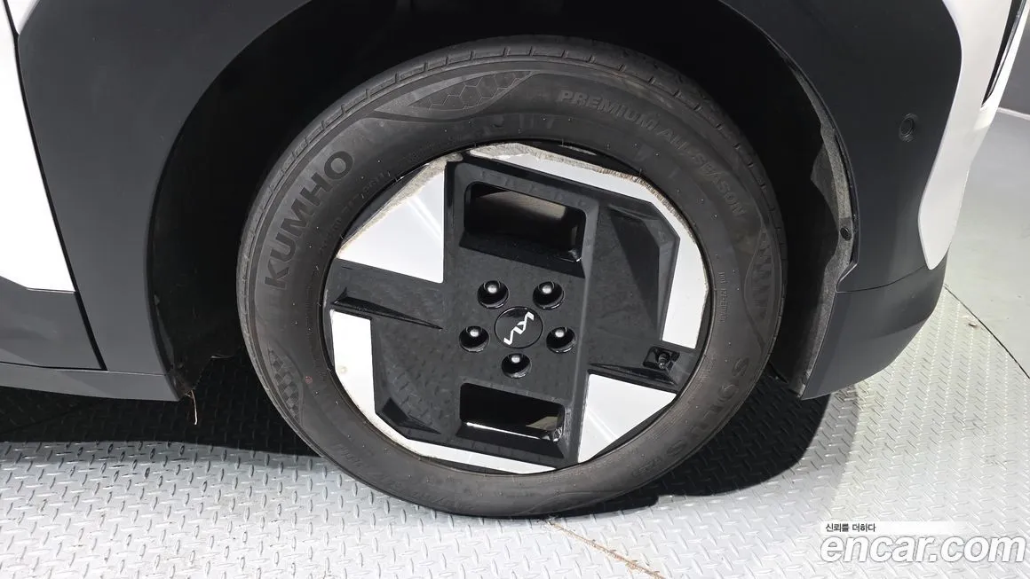 Kia EV3 — фото 3