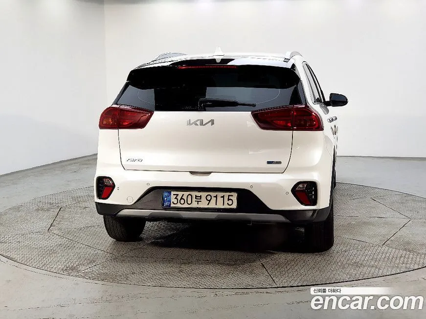 Kia Niro — фото 7
