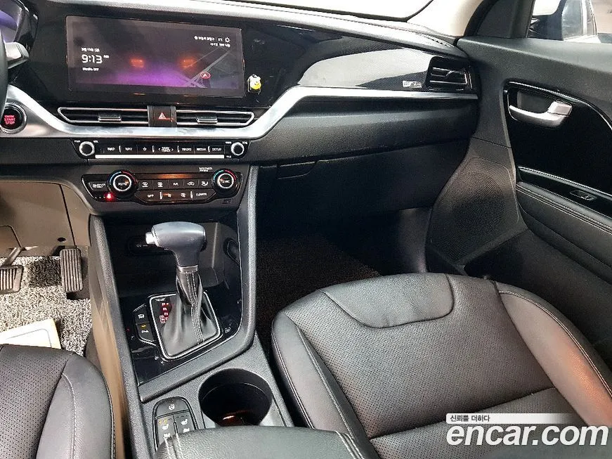 Kia Niro — фото 10