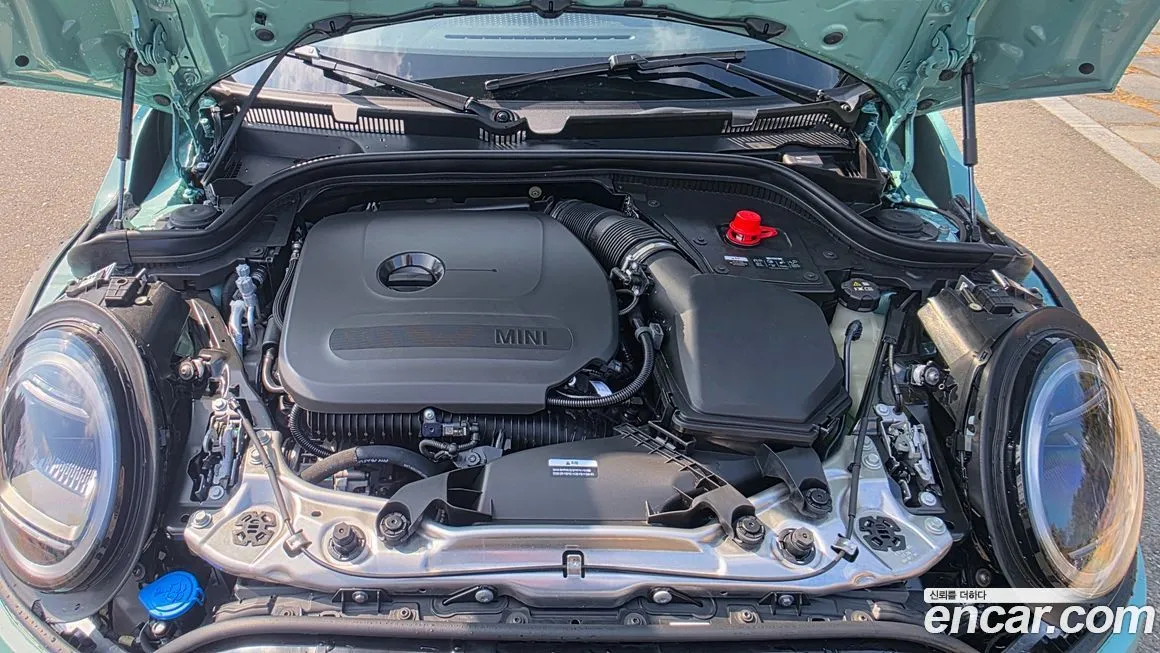 Mini Cooper Convertible 2025 из KR, фото 6