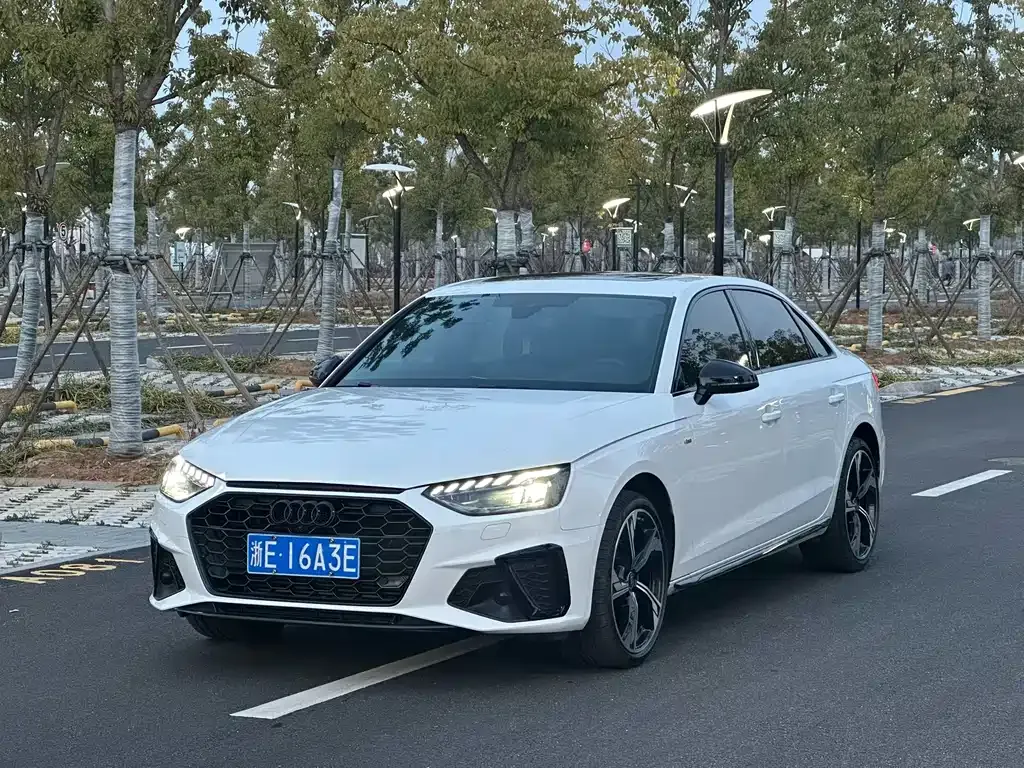 Audi A4L 2024 из CN, фото 1