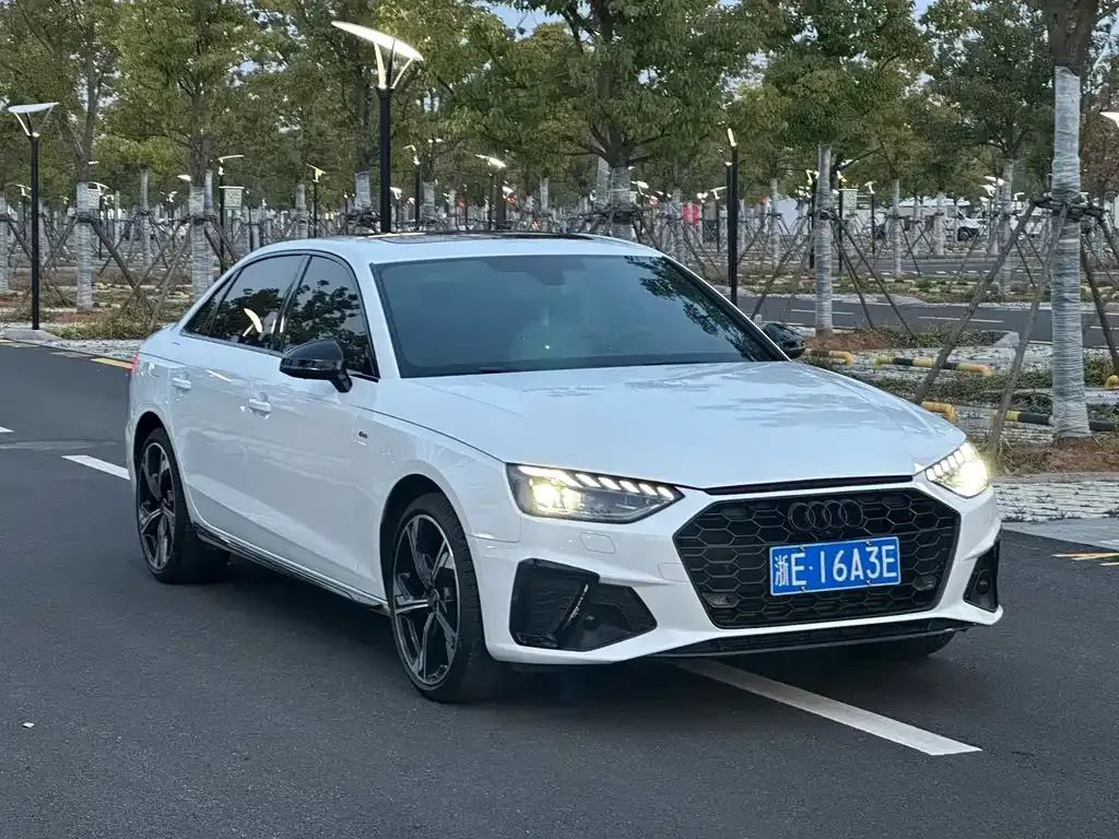 Audi A4L 2024 из CN, фото 4