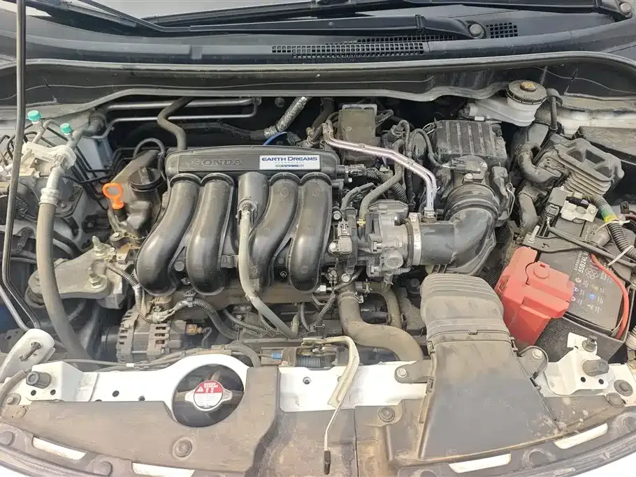 Honda Fit — фото 10