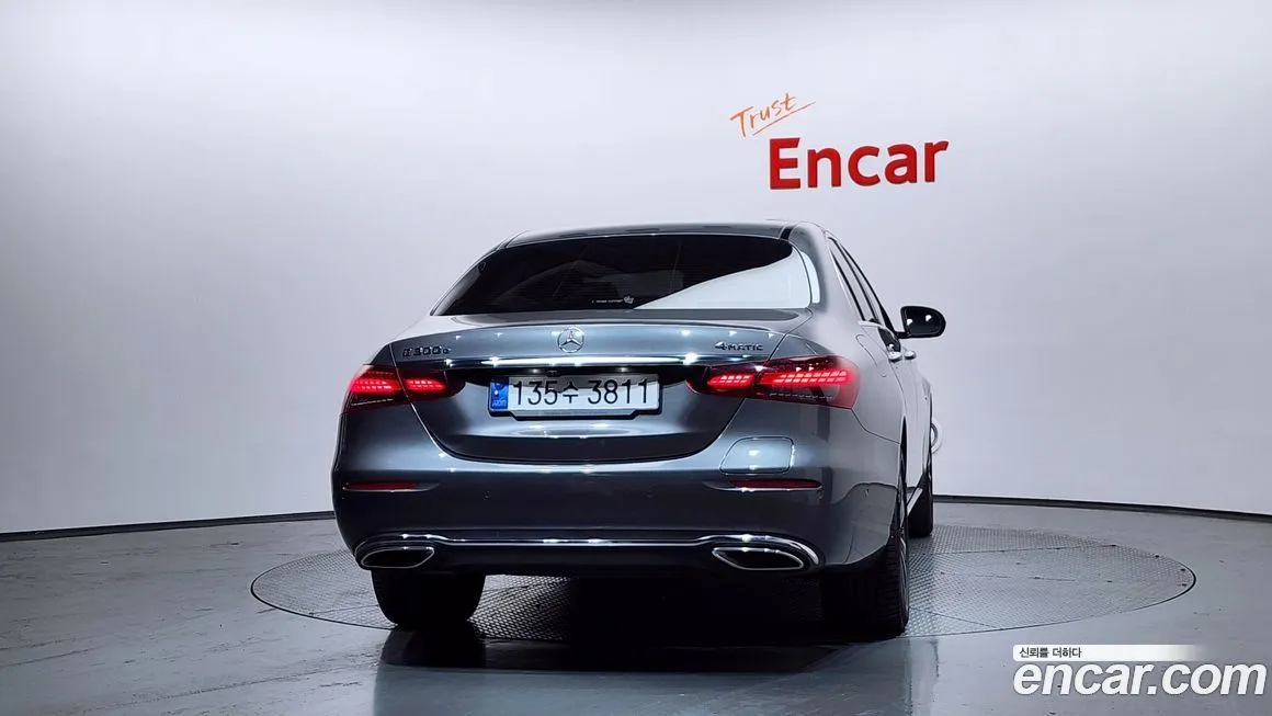Mercedes-Benz E-Class 2021 из KR, фото 2