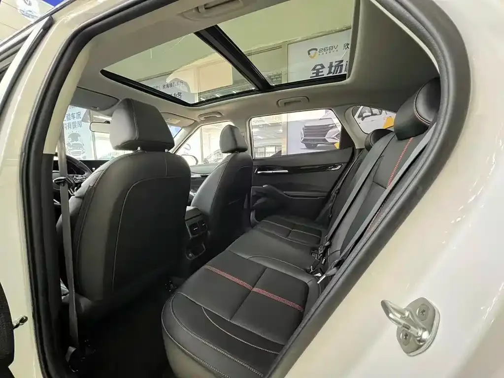 Kia KX3 2021 из CN, фото 4