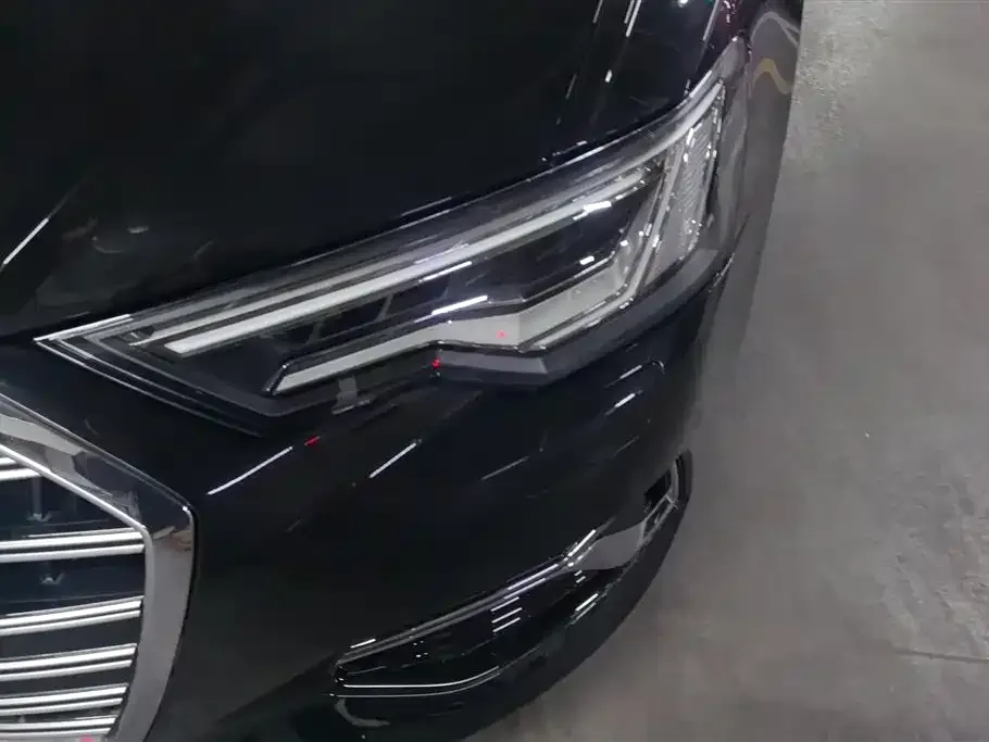Audi A6L 2023 из CN, фото 5