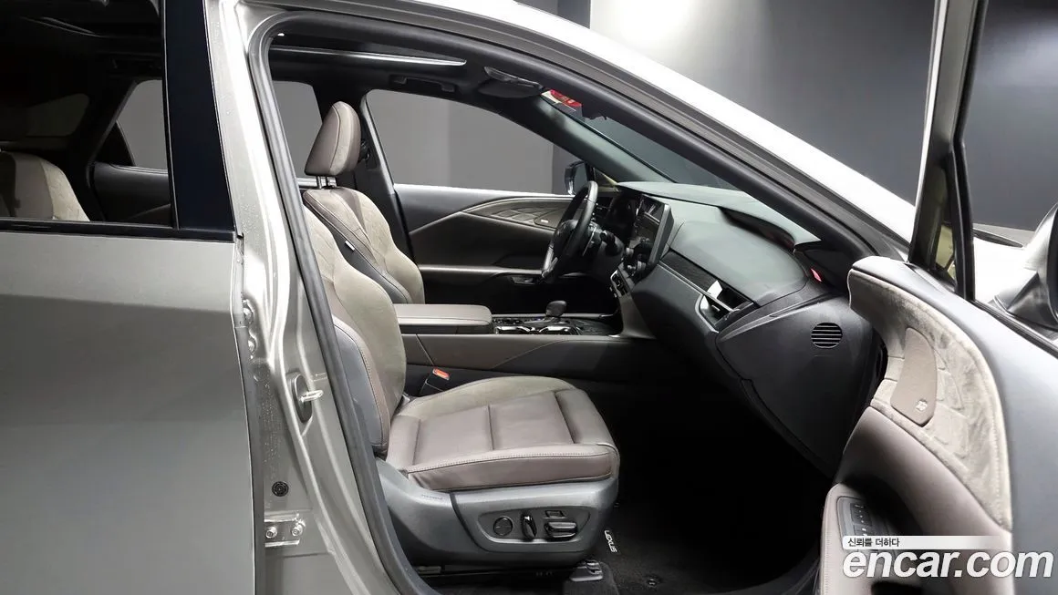 Lexus RX 2024 из KR, фото 6
