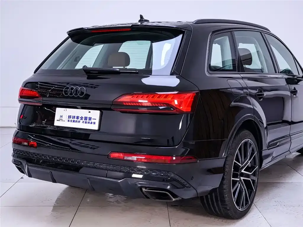 Audi Q7 2026 из CN, фото 5