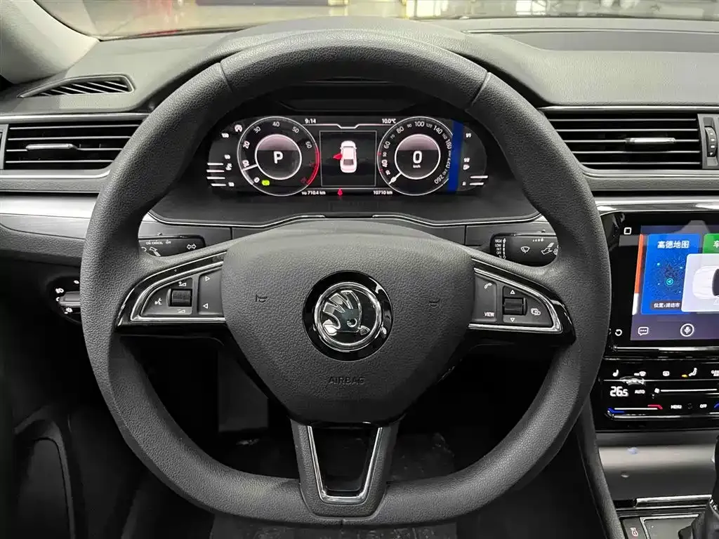 Skoda Superb — фото 3