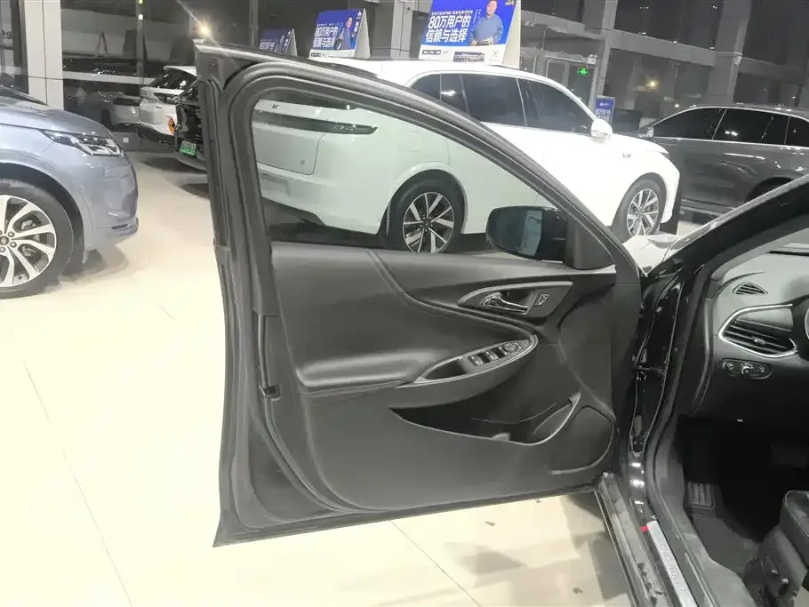 Chevrolet Malibu XL 2022 из CN, фото 4