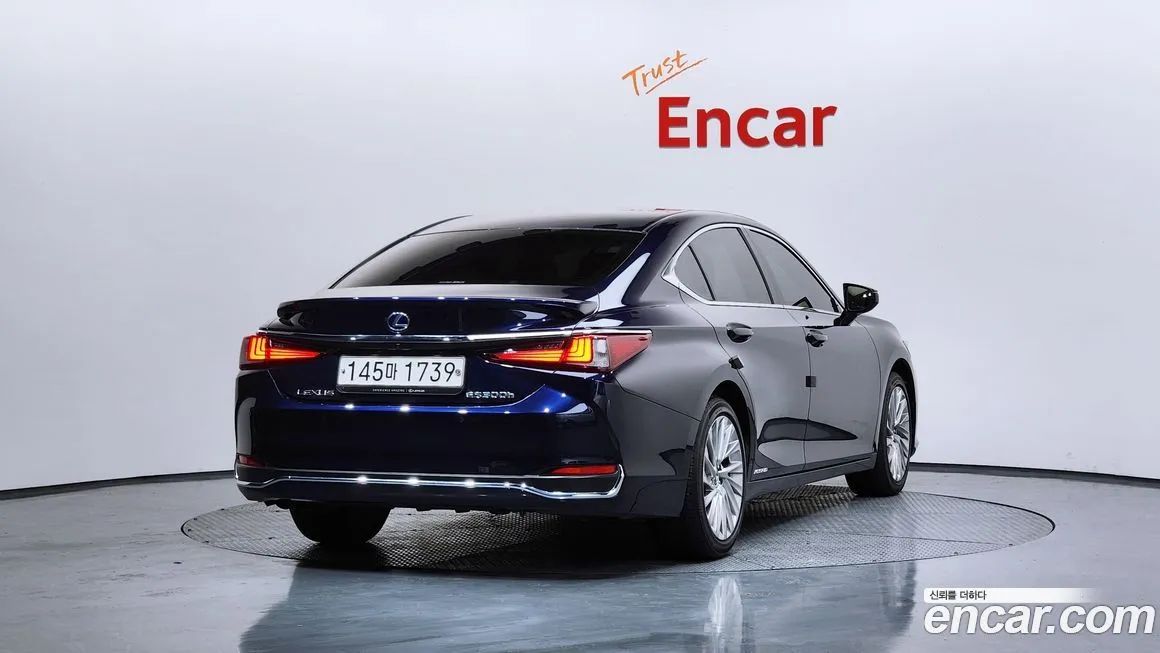Lexus ES 2021 из KR, фото 2