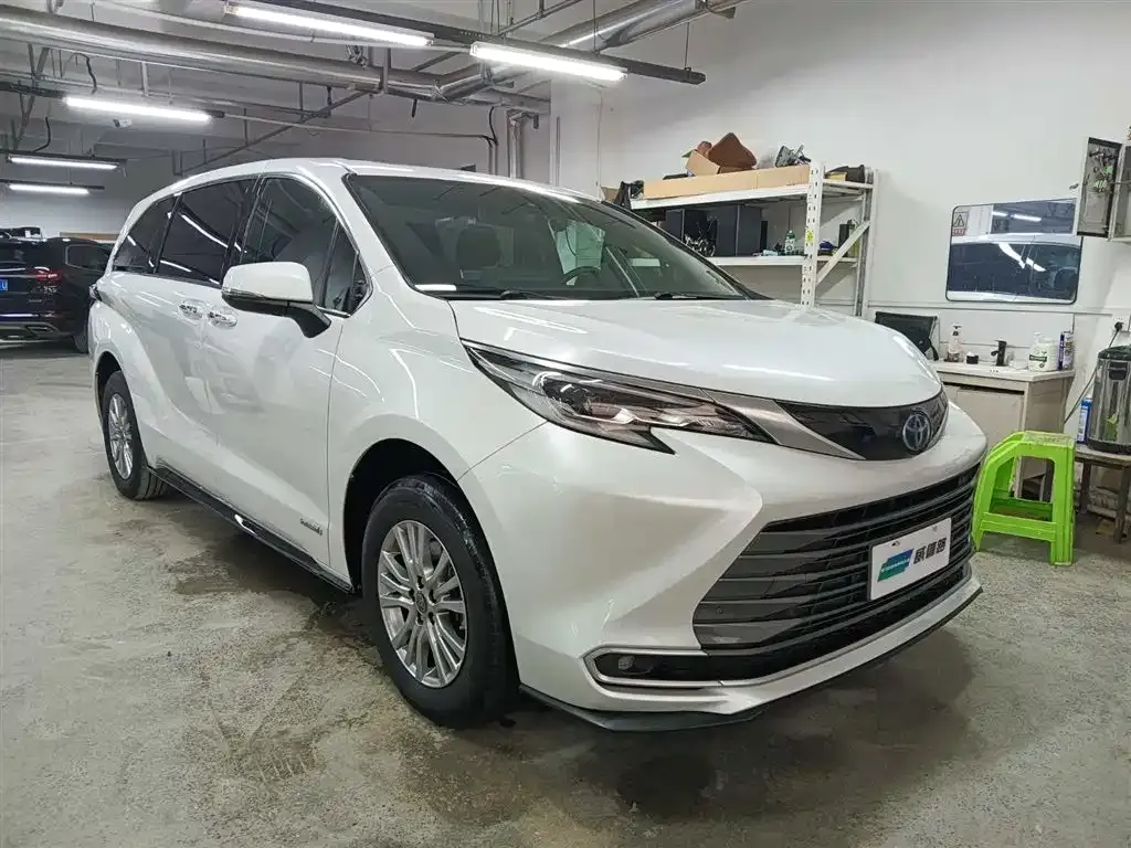 Toyota Sienna 2022 из CN, фото 8
