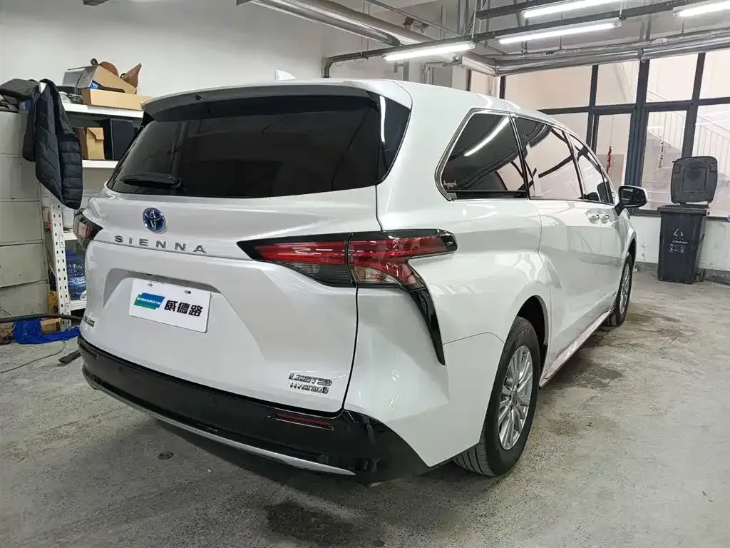 Toyota Sienna 2022 из CN, фото 10
