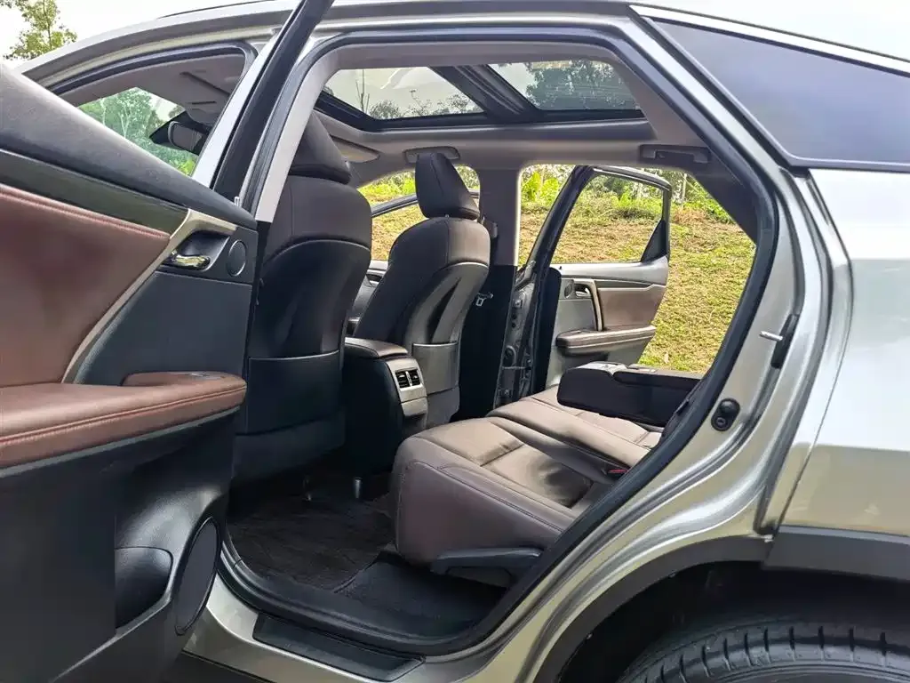 Lexus RX — фото 2