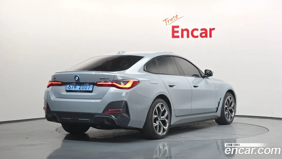 BMW i4 2024 из KR, фото 10