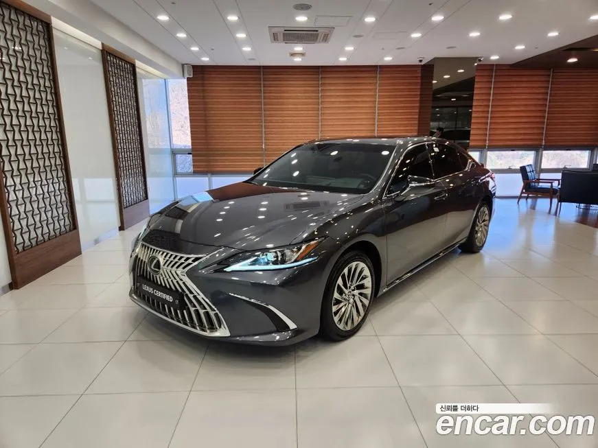 Lexus ES 2026 из KR, фото 1