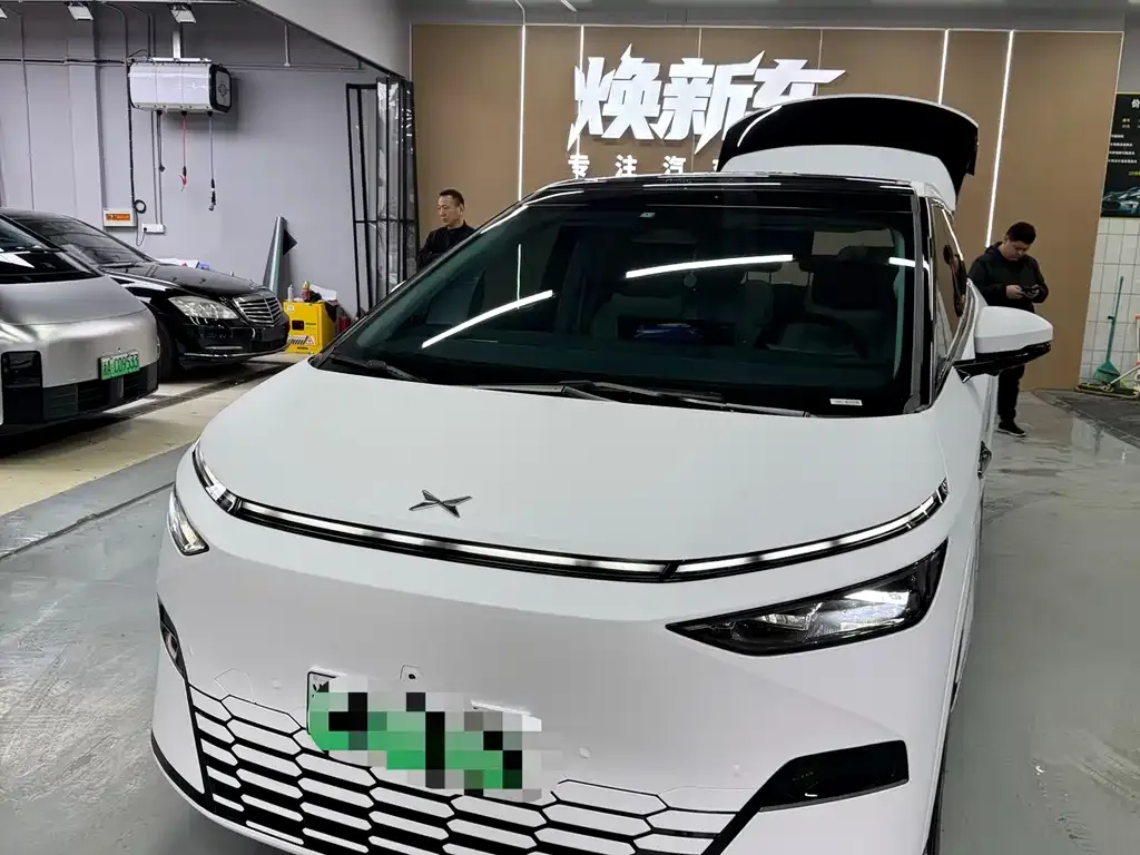 XPeng X9 2024 из CN, фото 1