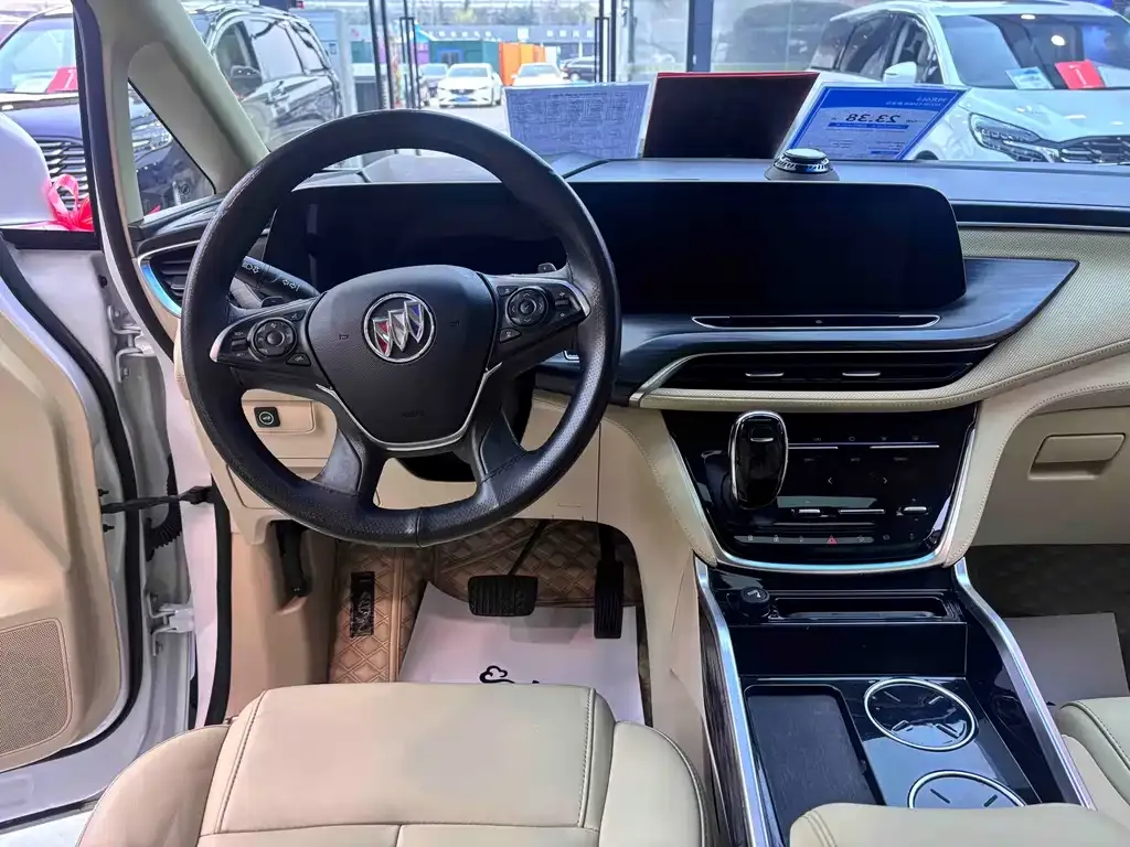 Buick GL8 2023 из CN, фото 10