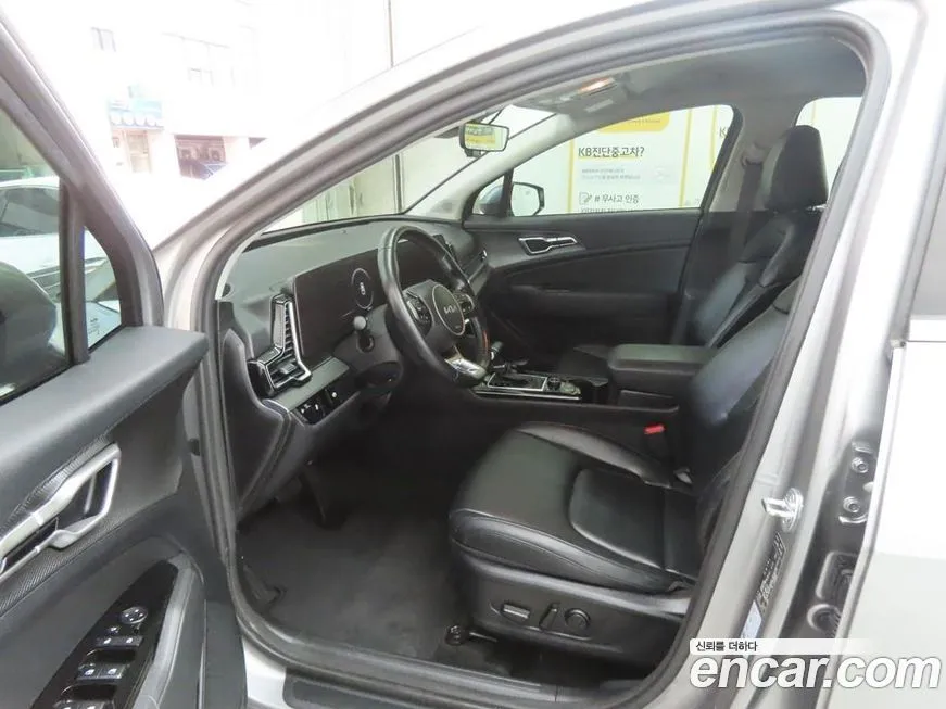 Kia Sportage — фото 10