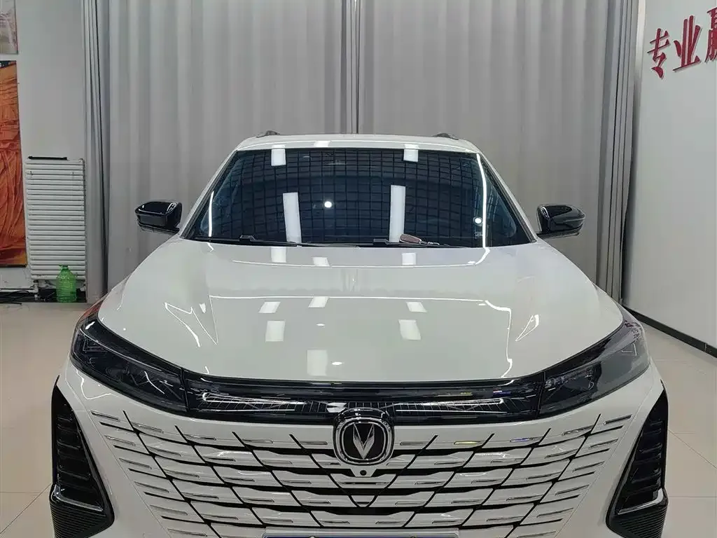 Changan CS75PLUS 2024 из CN, фото 2