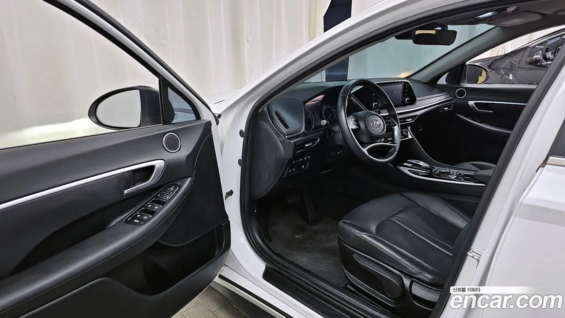 Hyundai Sonata 2022 из KR, фото 3