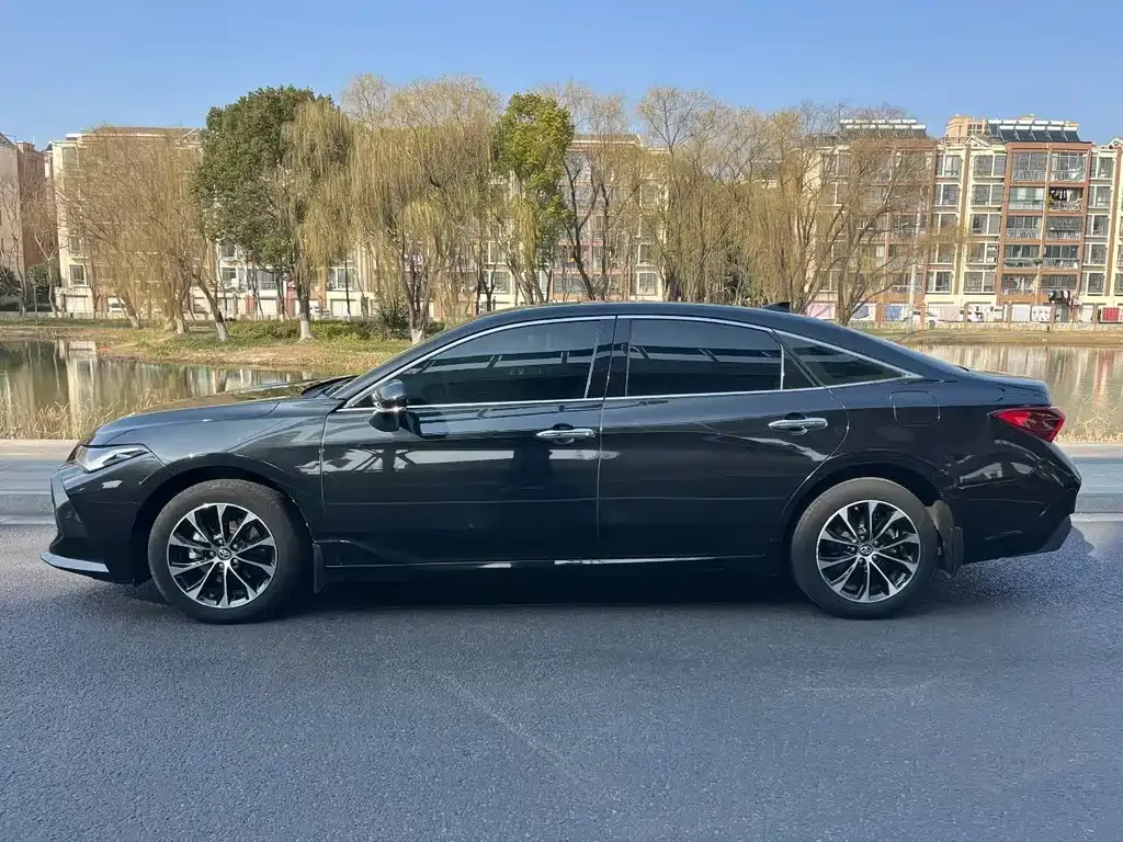 Toyota Avalon 2023 из CN, фото 5