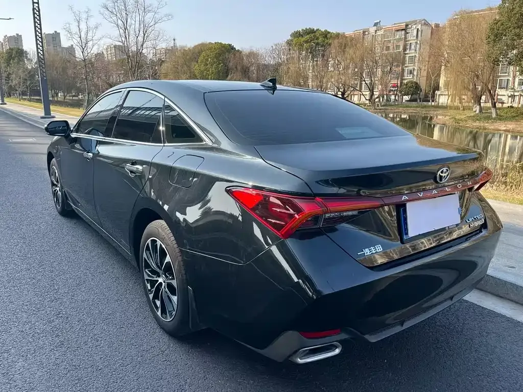 Toyota Avalon 2023 из CN, фото 9