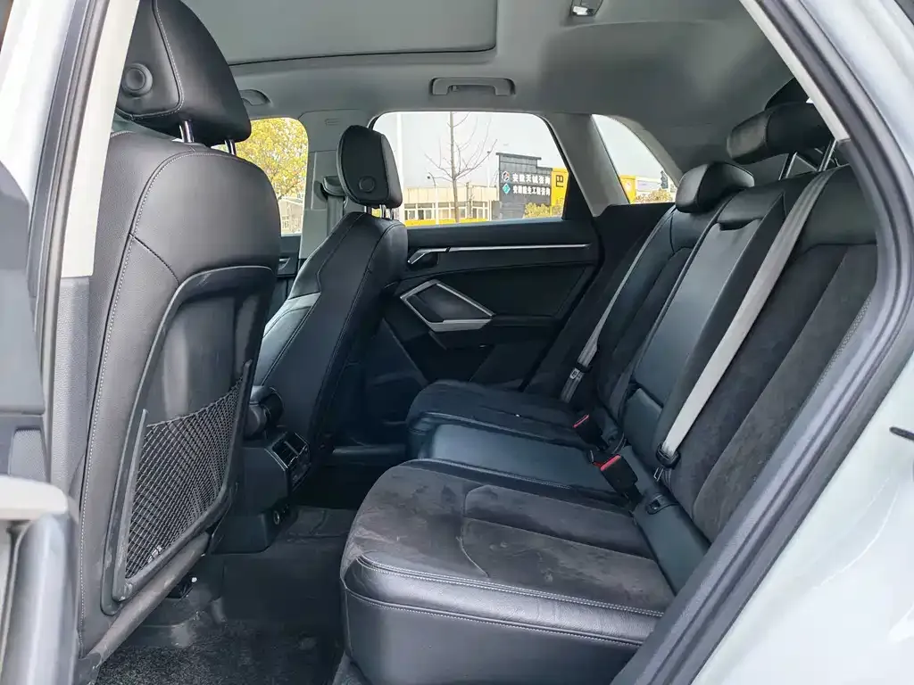 Audi Q3 2021 из CN, фото 8