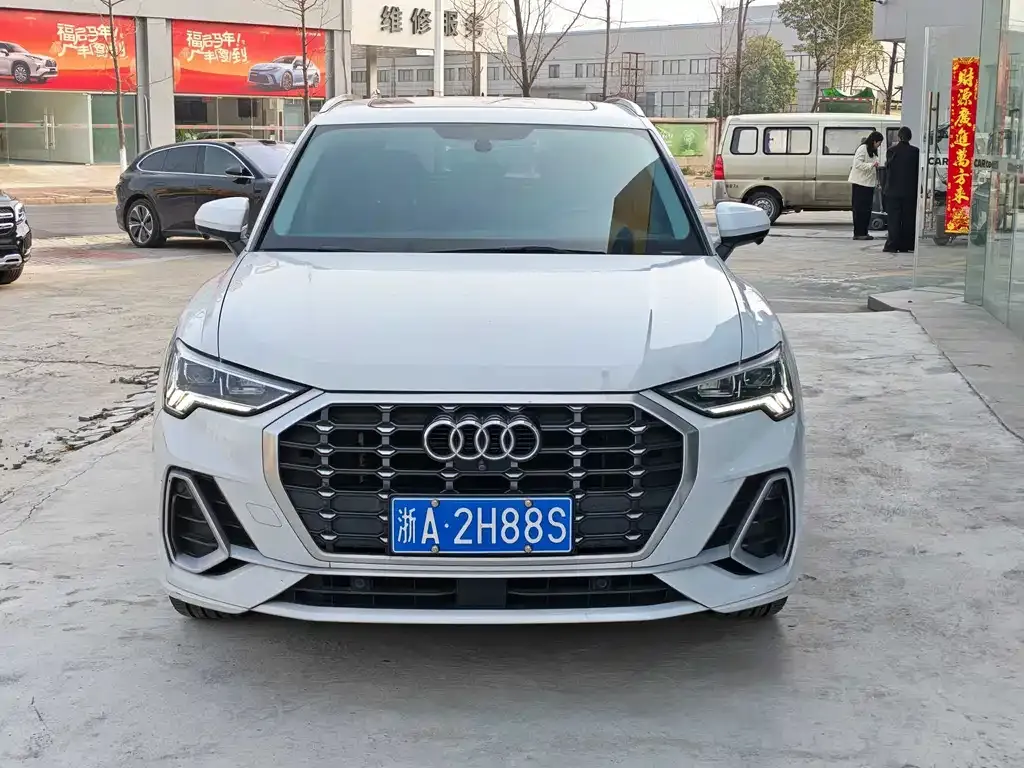 Audi Q3 2021 из CN, фото 4