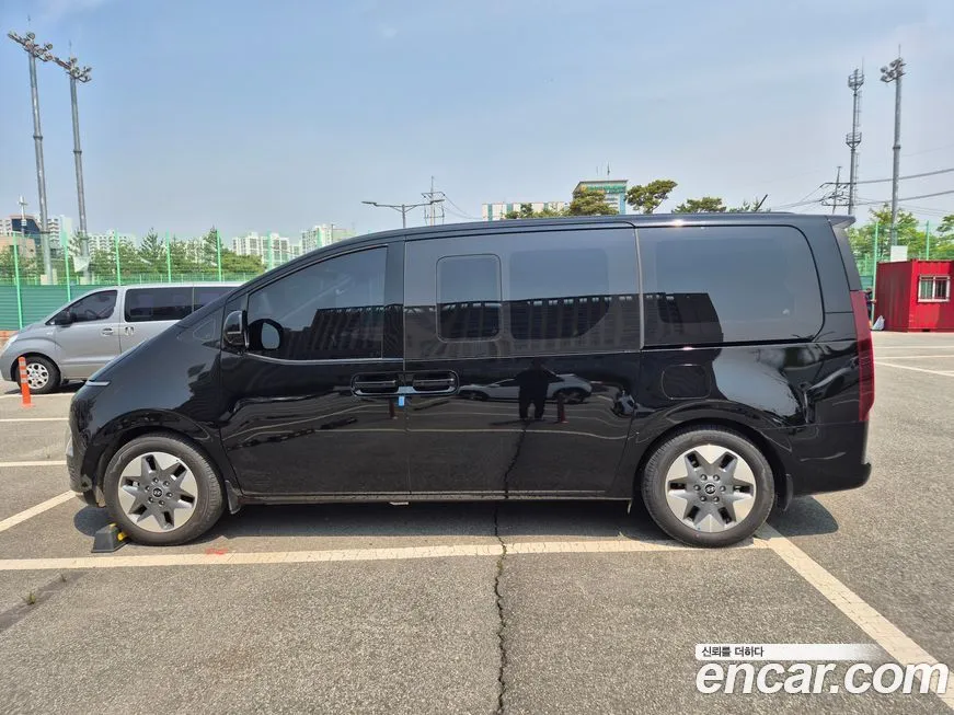 Hyundai Staria 2025 из KR, фото 4