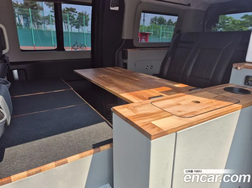 Hyundai Staria 2025 из KR, фото 3
