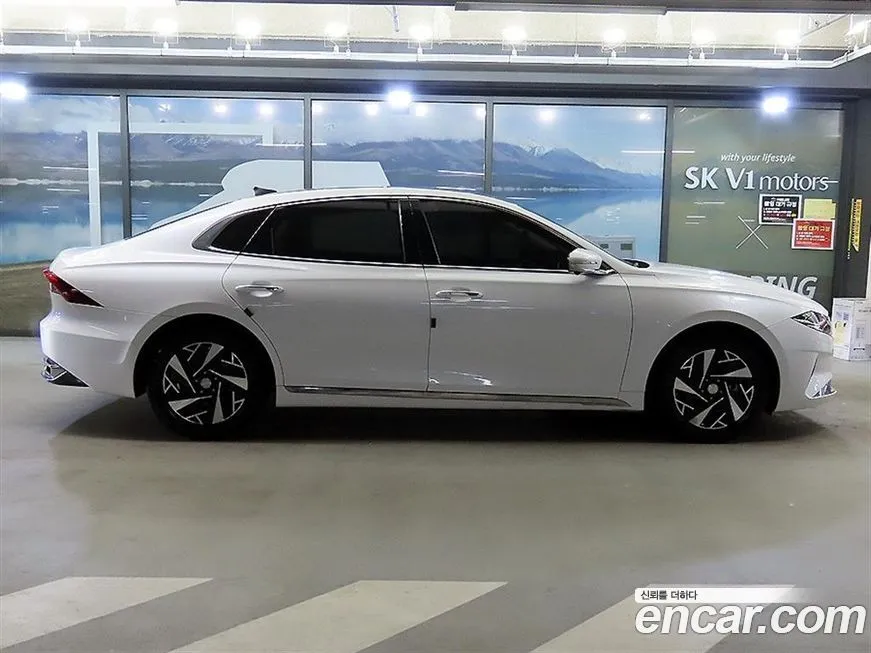 Hyundai Grandeur 2022 из KR, фото 2