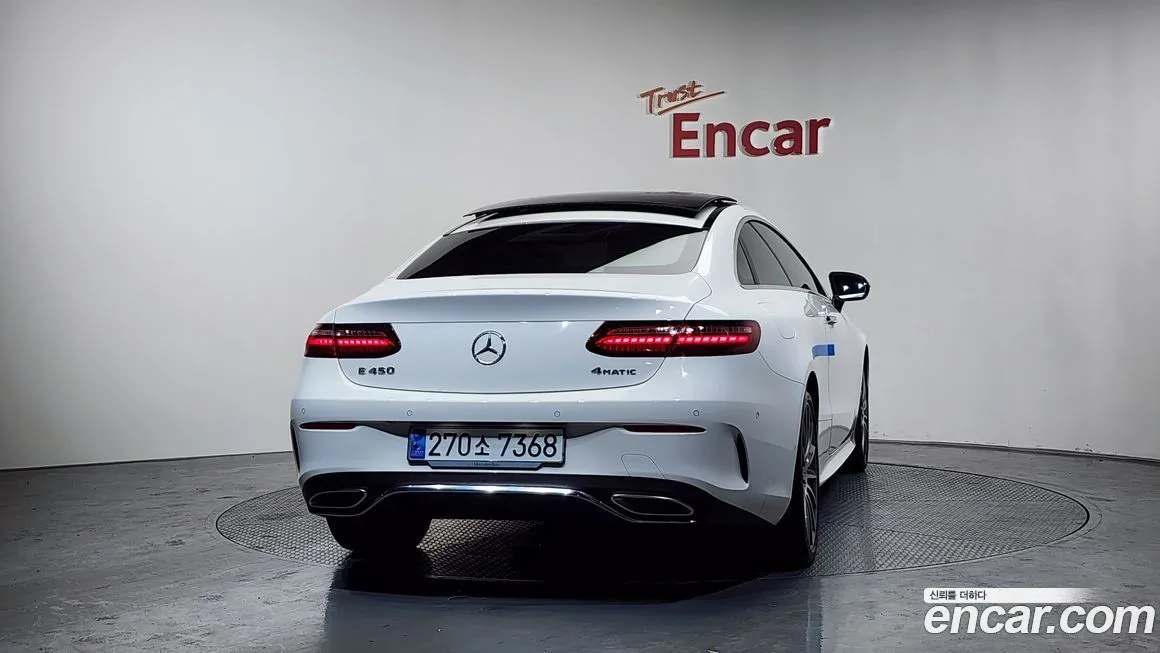 Mercedes-Benz E-Class — фото 2