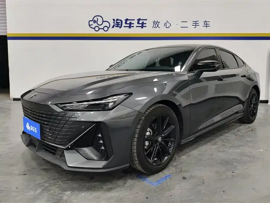 Changan UNI-V 2023 из CN, фото 1