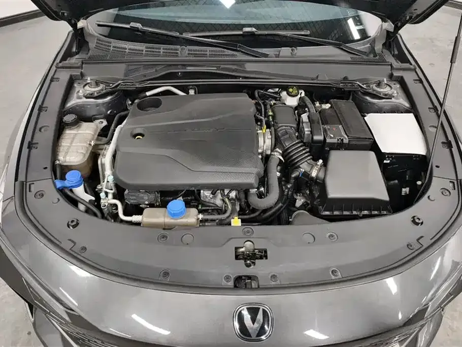 Changan UNI-V 2023 из CN, фото 10