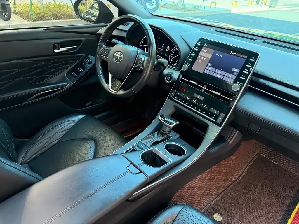 Toyota Avalon 2021 из CN, фото 2