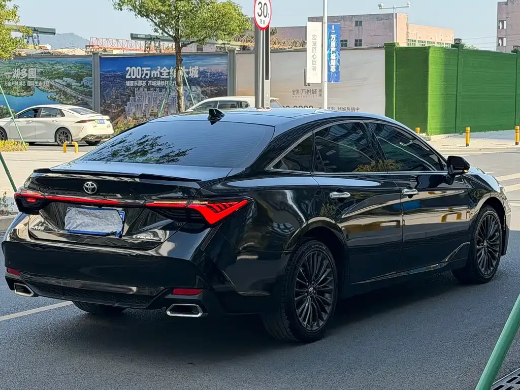 Toyota Avalon 2021 из CN, фото 3