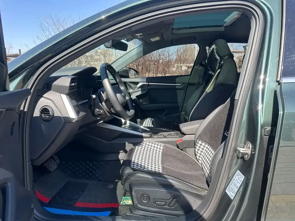 Audi A3 2023 из CN, фото 9