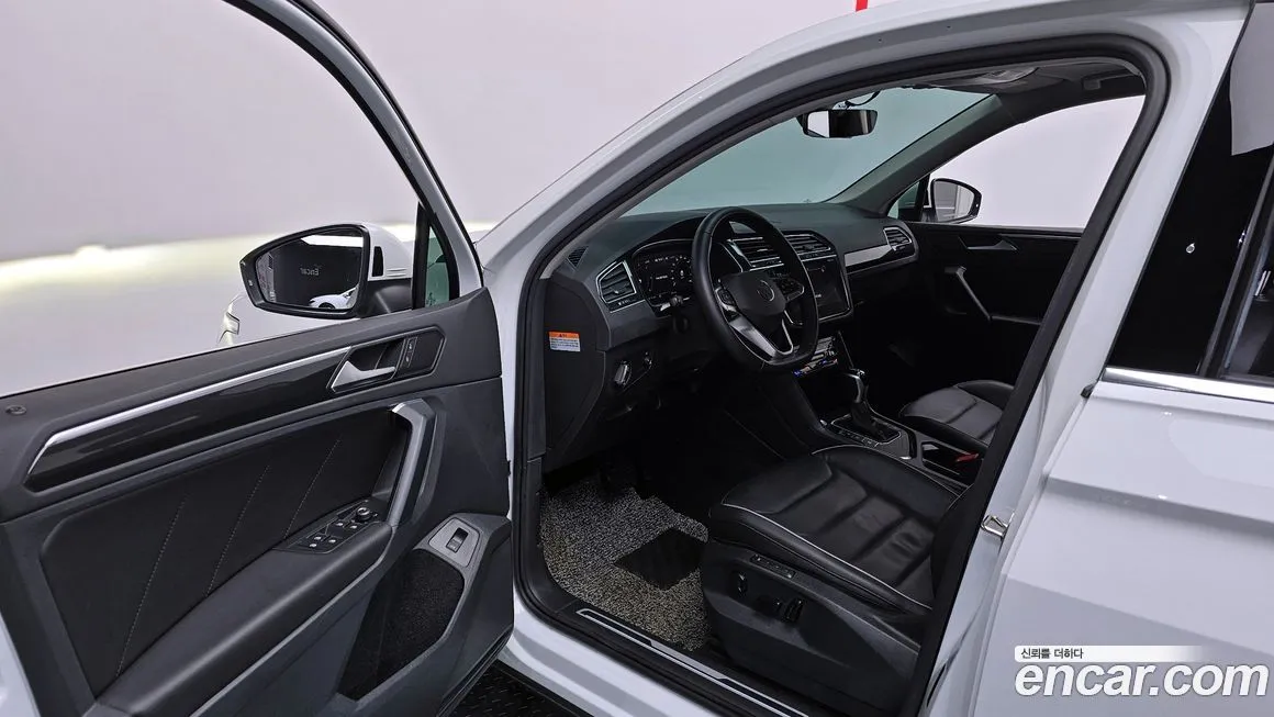 Volkswagen Tiguan 2022 из KR, фото 4