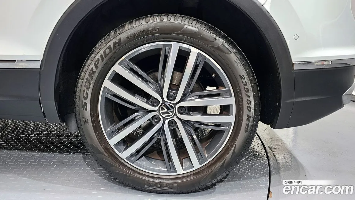 Volkswagen Tiguan 2022 из KR, фото 8