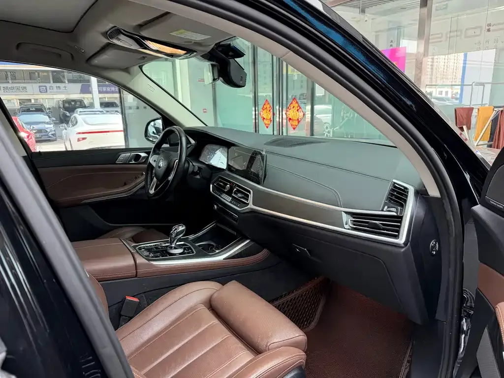 BMW X7 2021 из CN, фото 3
