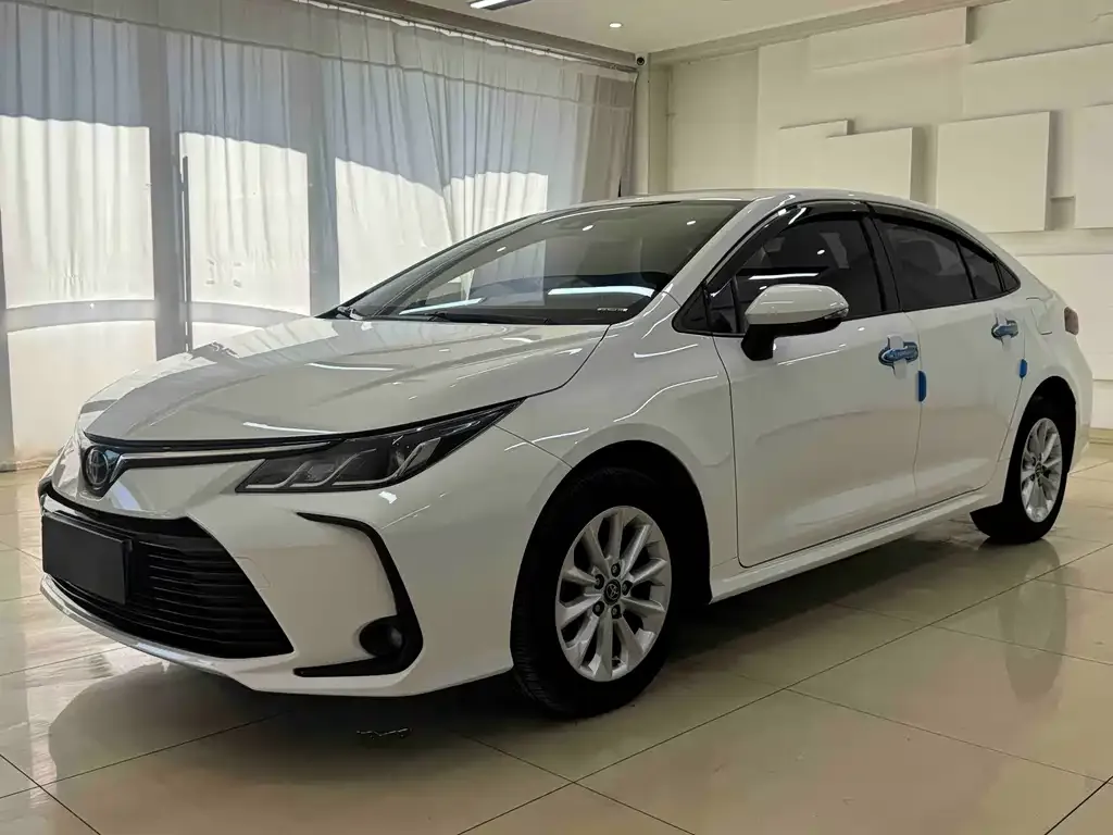 Toyota Corolla 2021 из CN, фото 1