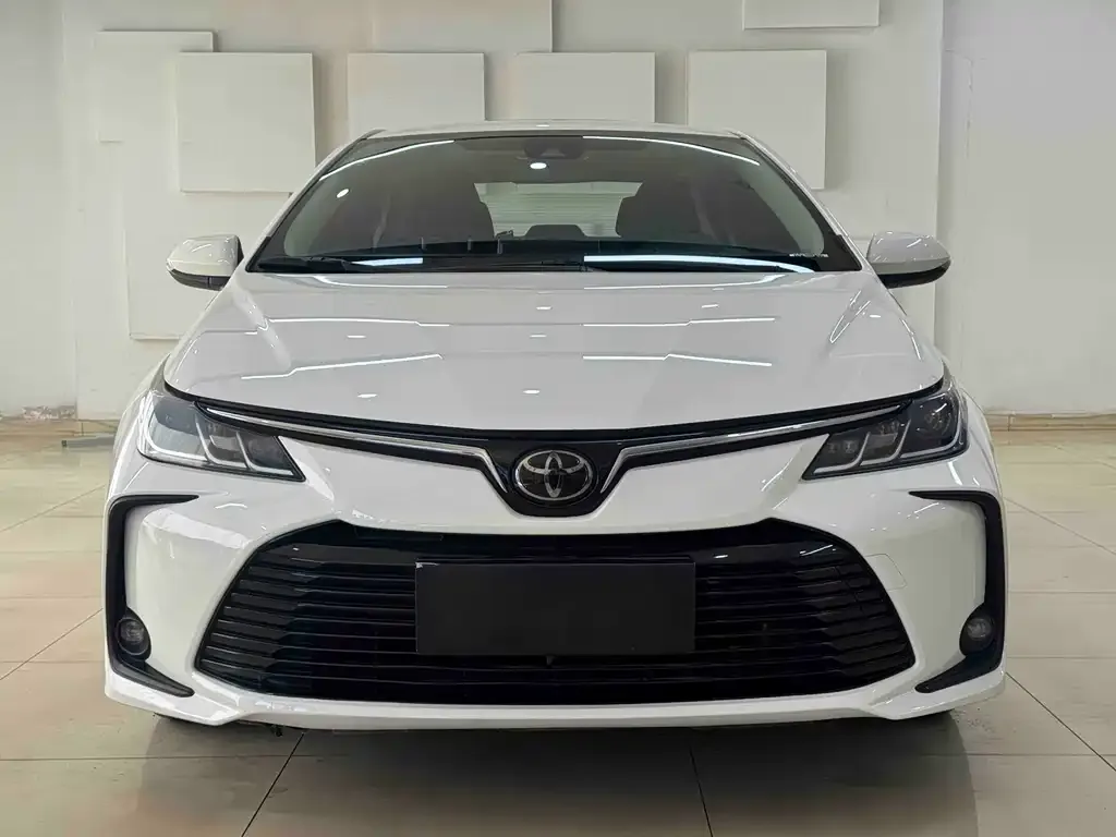 Toyota Corolla 2021 из CN, фото 2
