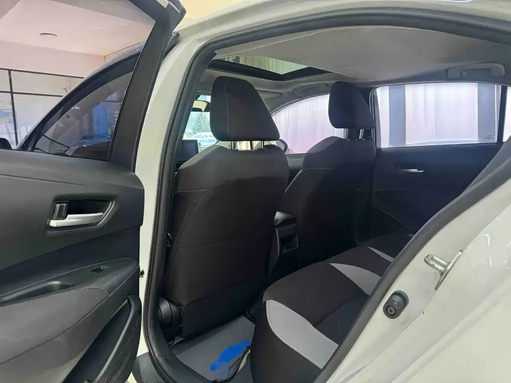 Toyota Corolla 2021 из CN, фото 5