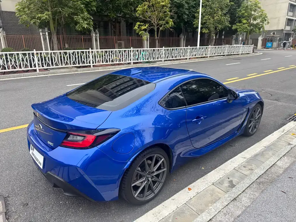 Subaru BRZ 2022 из CN, фото 5