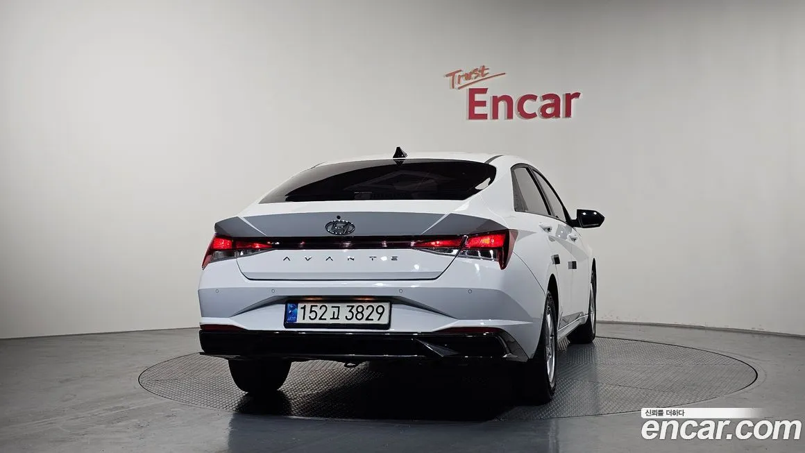 Hyundai AVANTE — фото 6