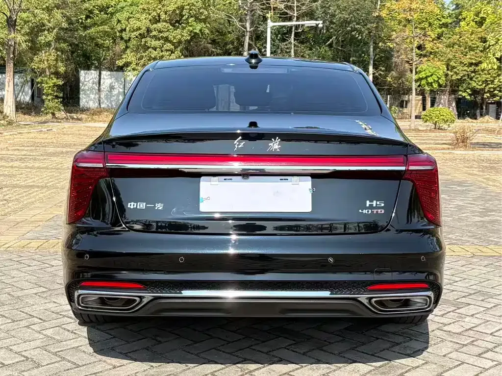 Hongqi H5 — фото 4