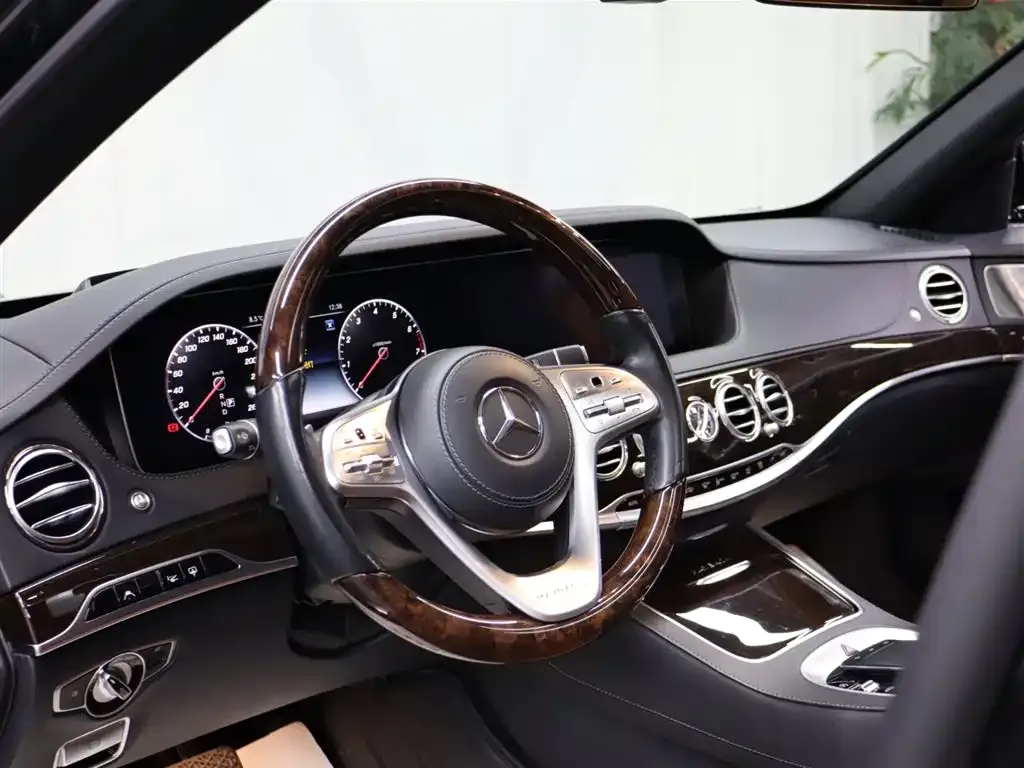 Mercedes-Benz S-Class — фото 6