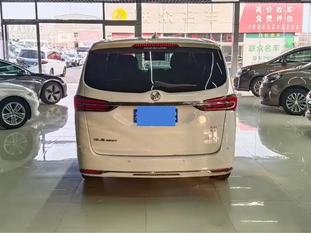 Buick GL8 2022 из CN, фото 6